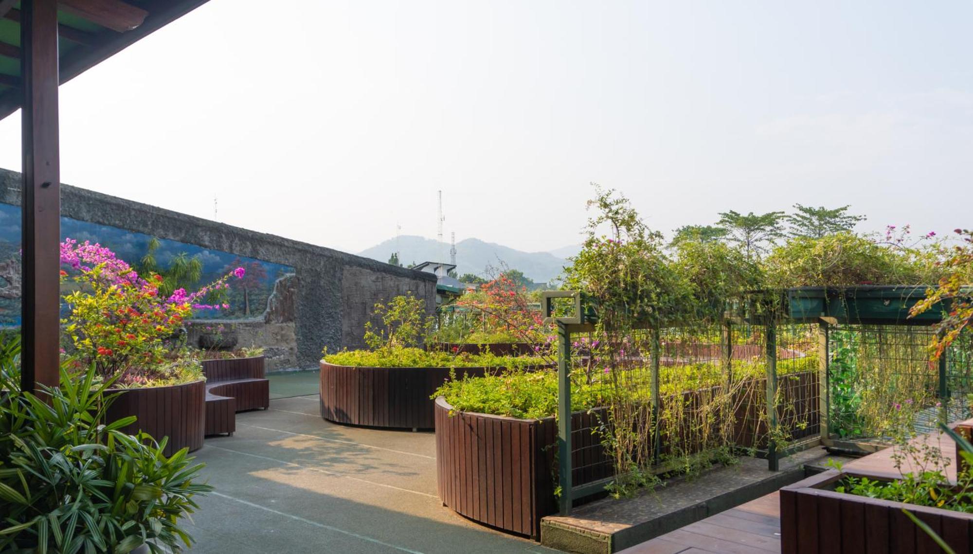 Grand Sunshine Resort & Convention Soreang Exterior foto